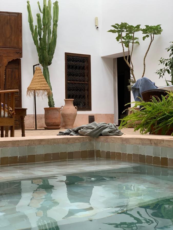 Up Riad 3*